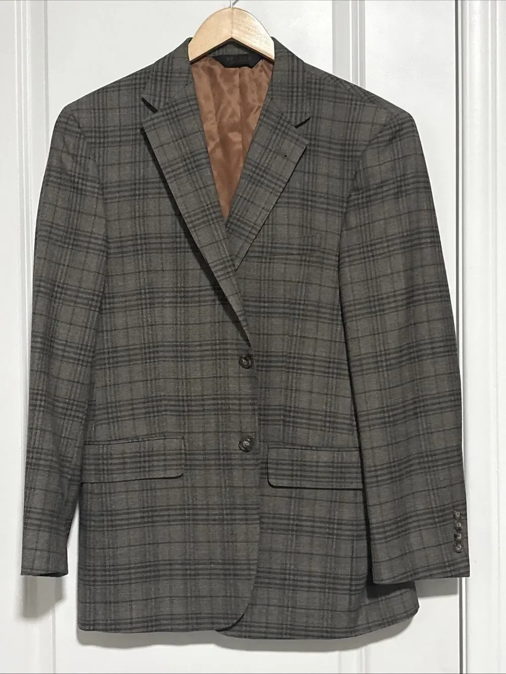Jos A Bank sport coat 100% Wool Jacket plaid pattern gray & brown Tone Size 40R